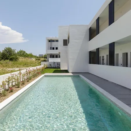 Petalouda Apartment *